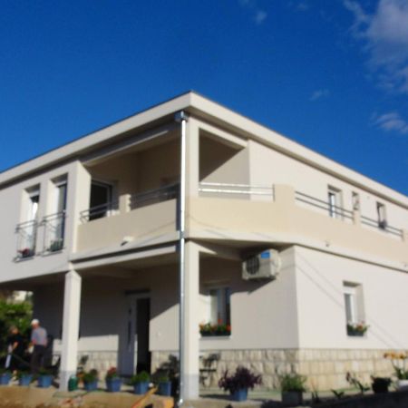 Apartments Cubela Beautiful Garden Trogir Kültér fotó